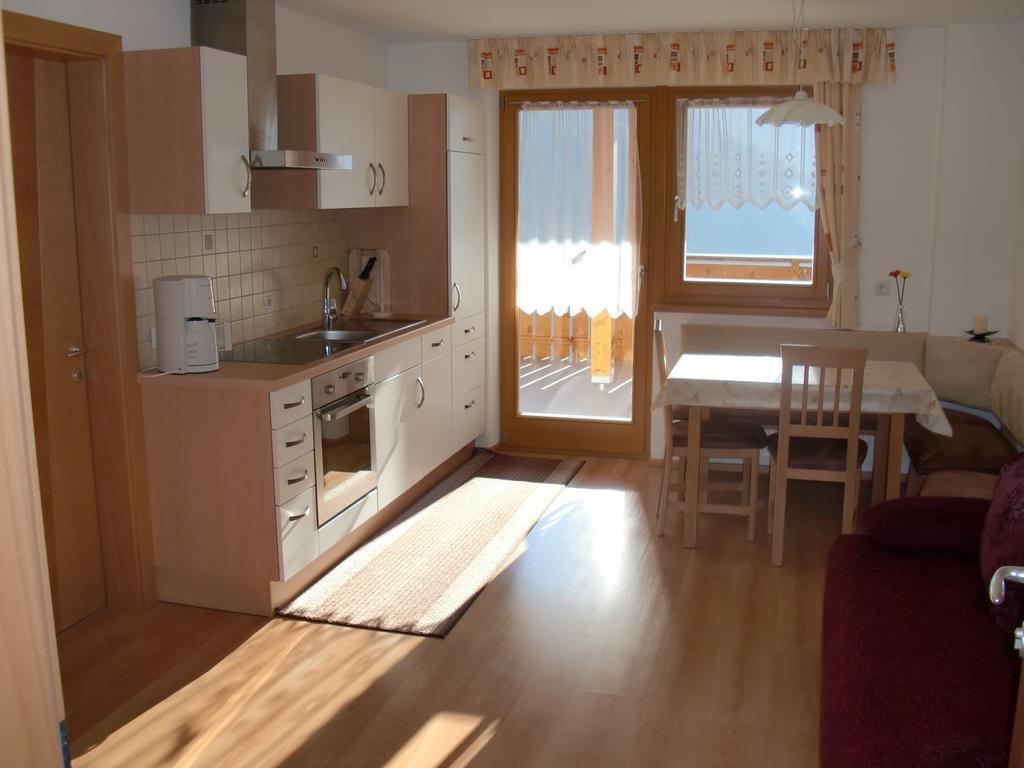 Ausserangistlhof Campo Tures Kamer foto