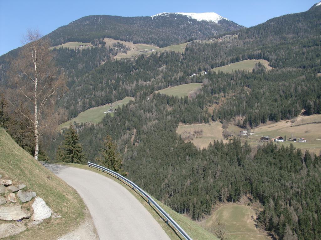 Ausserangistlhof Campo Tures Kamer foto